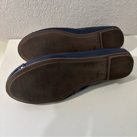 Vionic Orthaheel Minna Navy Leather Patent Cap Toe Ballet Flats Size 9 - Picture 4 of 7